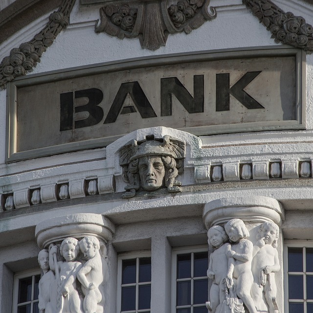 banka peníze